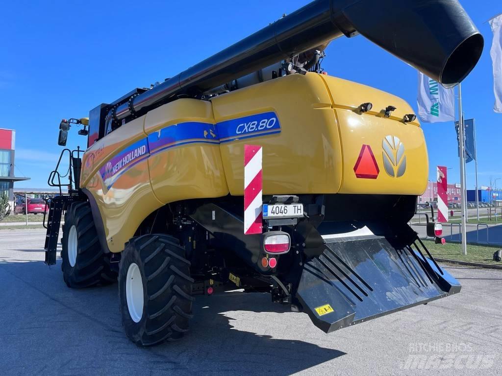 New Holland CX 8.80 حصادات