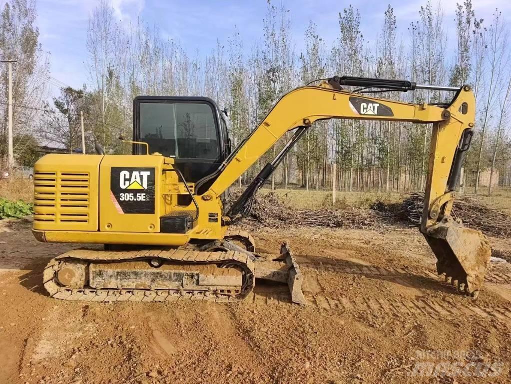 CAT 305.5 E2 حفارات صغيرة أقل من 7 طن (حفارات صغيرة)