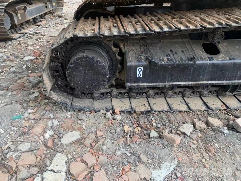 CAT 318dl حفارات زحافة