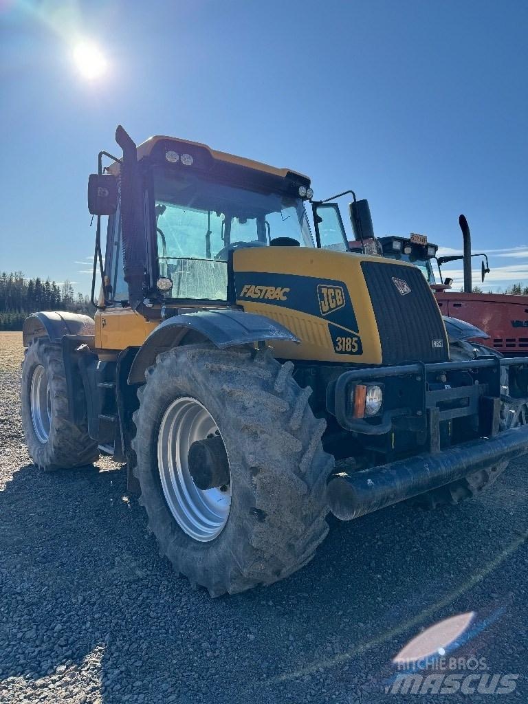 JCB Fastrac 3185 الجرارات