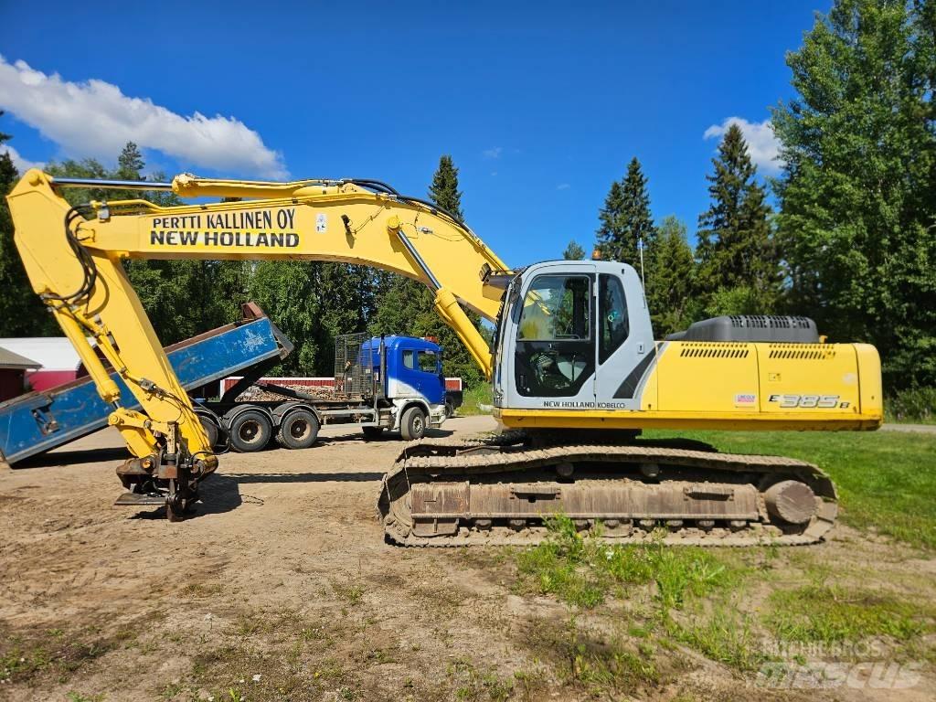 New Holland E 385 B حفارات زحافة