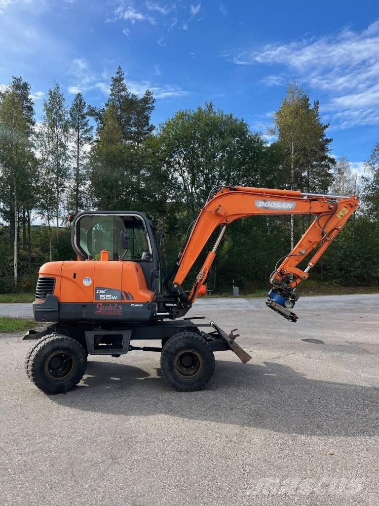 Doosan DX 55 حفارات صغيرة أقل من 7 طن (حفارات صغيرة)