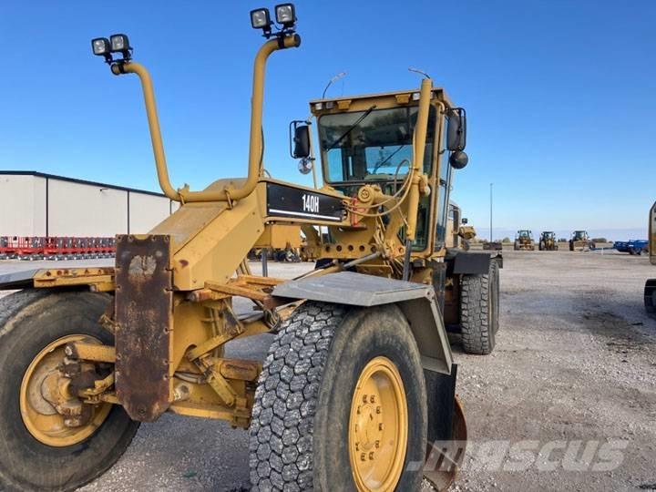 CAT 140 H معدات تمهيد الطرق