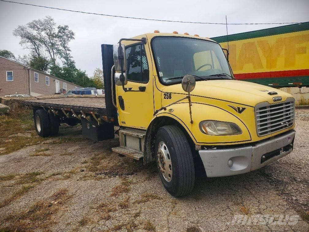 Freightliner M Line شاحنات مسطحة/مفصلية الجوانب