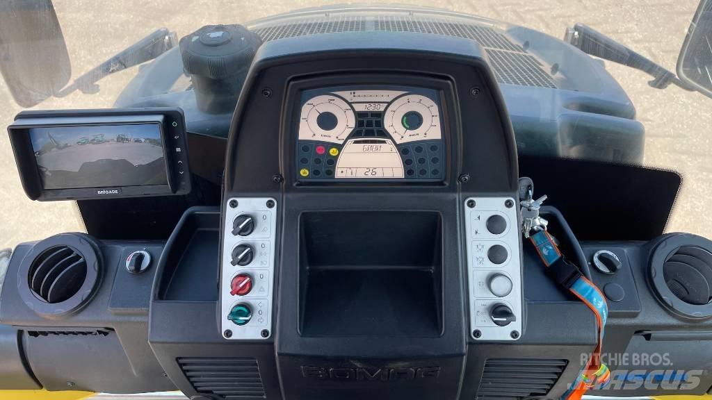 Bomag BW 174 AP-4V مداحل ثنائية الاسطوانة