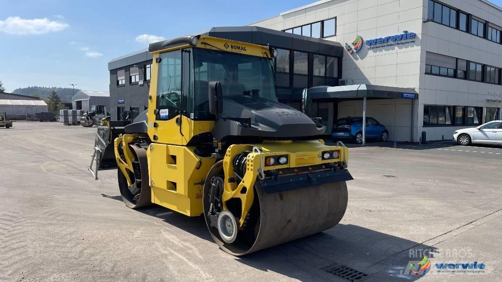 Bomag BW 174 AP-4V مداحل ثنائية الاسطوانة