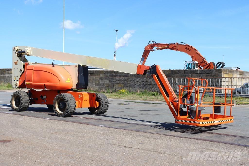 JLG 800AJ رافعات سلة مفصلية