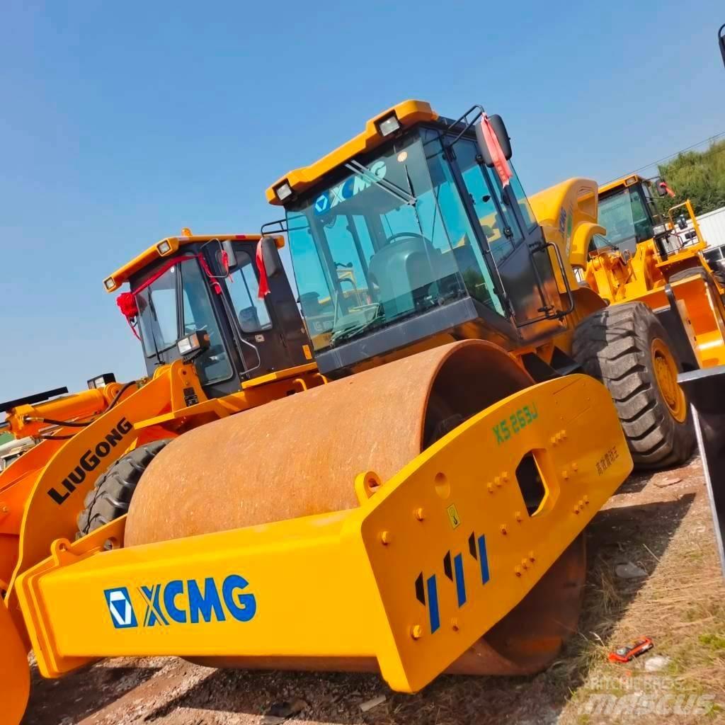 XCMG XS263J مداحل أحادية الأسطوانة
