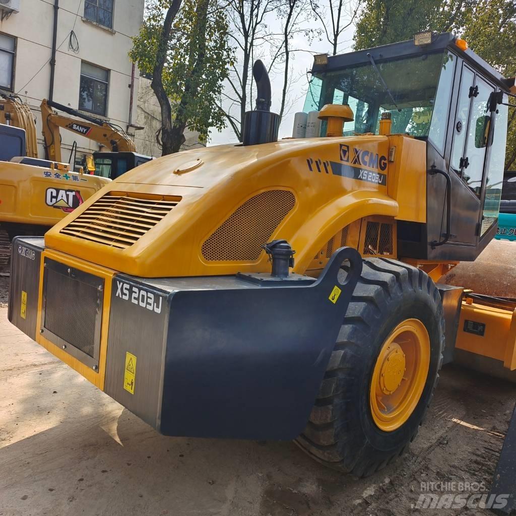 XCMG XS 203 J مداحل أحادية الأسطوانة