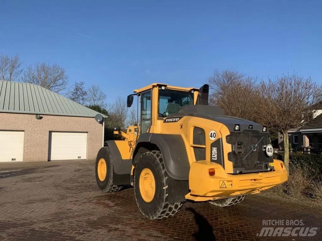 Volvo L120 H لوادر بعجل