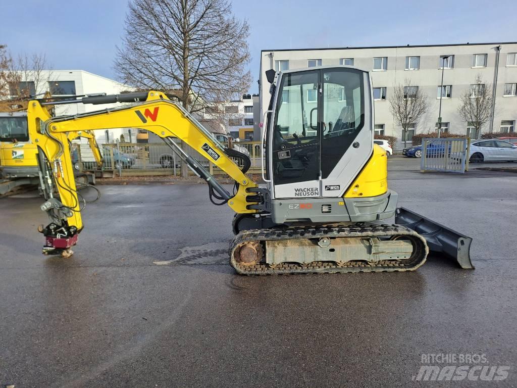 Wacker Neuson EZ50 حفارات زحافة