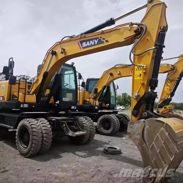 Sany SY 155 W حفارات بعجل
