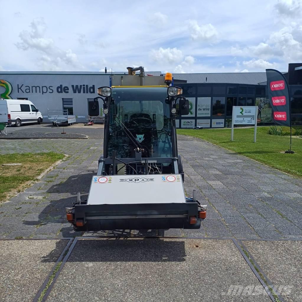 Multihog CX 75 ناقلات الأدوات