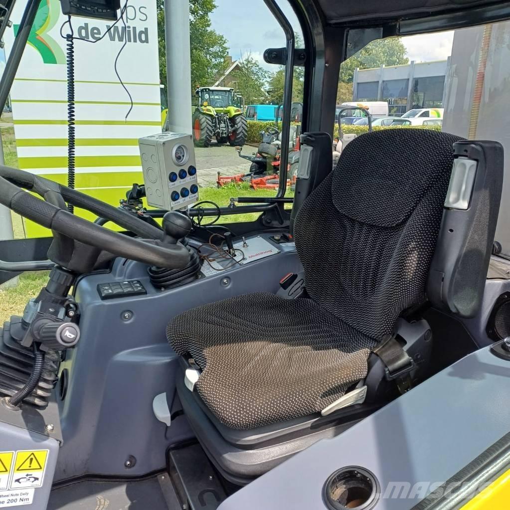 Multihog CX 75 ناقلات الأدوات