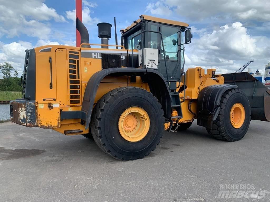 Hyundai HL 770-9 لوادر بعجل