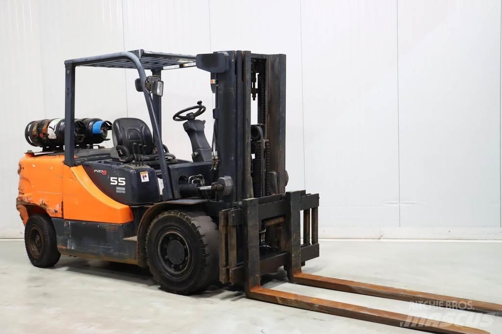 Doosan G55C-5 شاحنات LPG