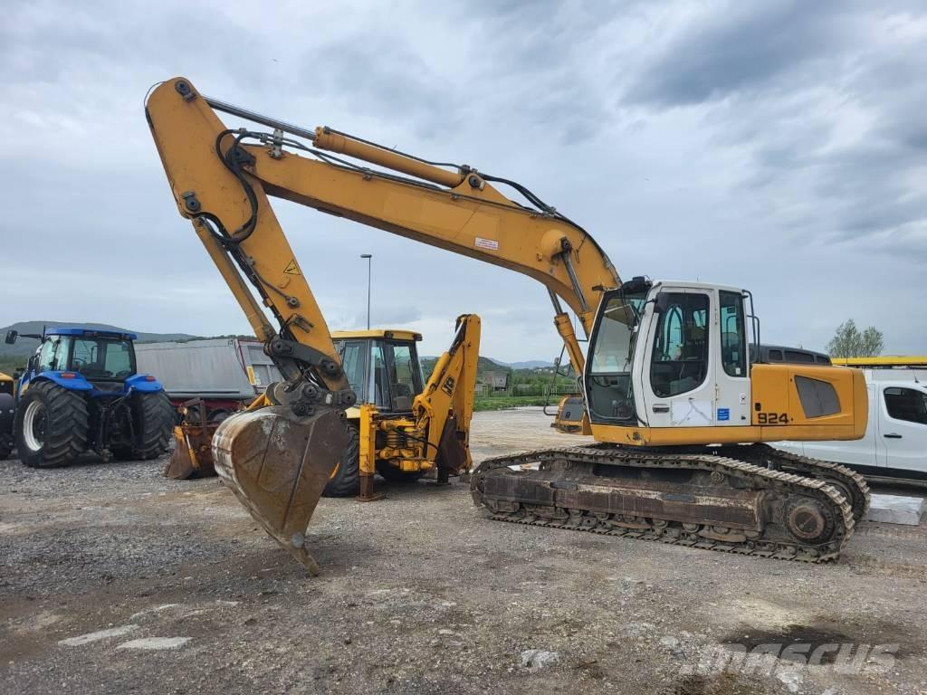 Liebherr R924 C SL حفارات زحافة