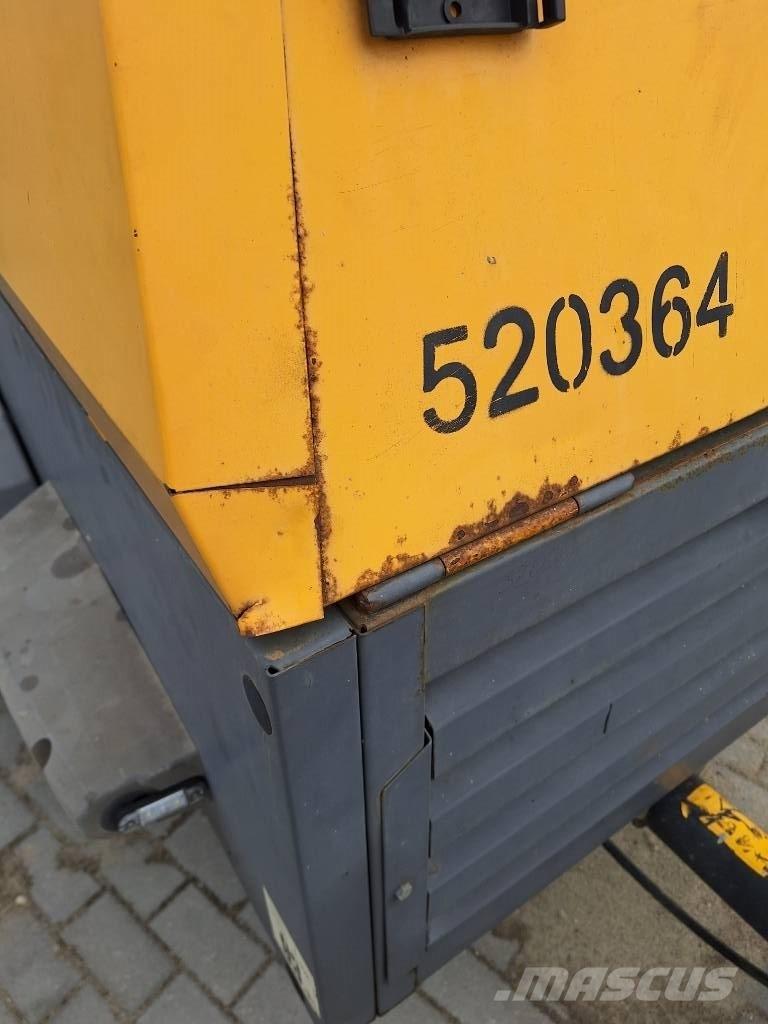 Atlas Copco QAX 40 مولدات ديزل