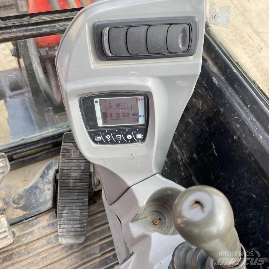 Kubota KX 165 حفارات زحافة
