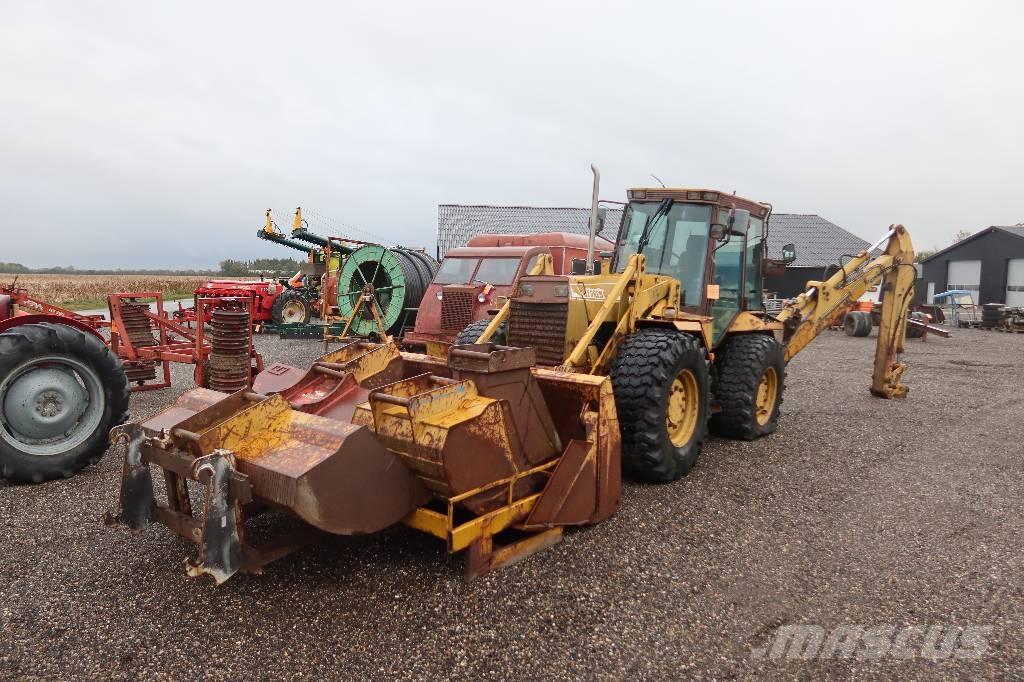 Hydrema 906 لوادر ذات جرافات عكسية