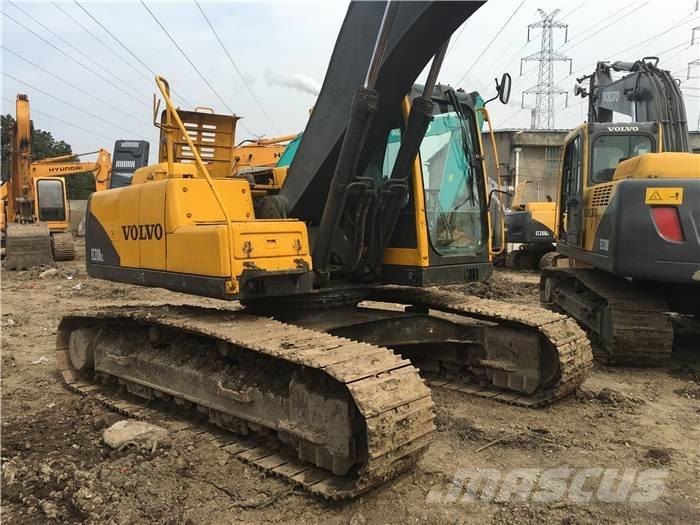 Volvo EC 210 B LC حفارات زحافة