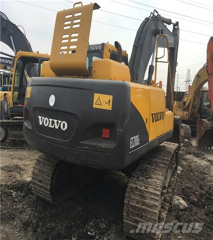 Volvo EC 210 B LC حفارات زحافة