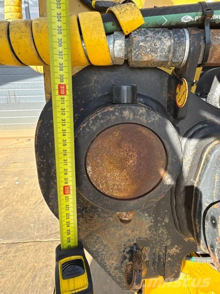 CAT 330FL حفارات زحافة