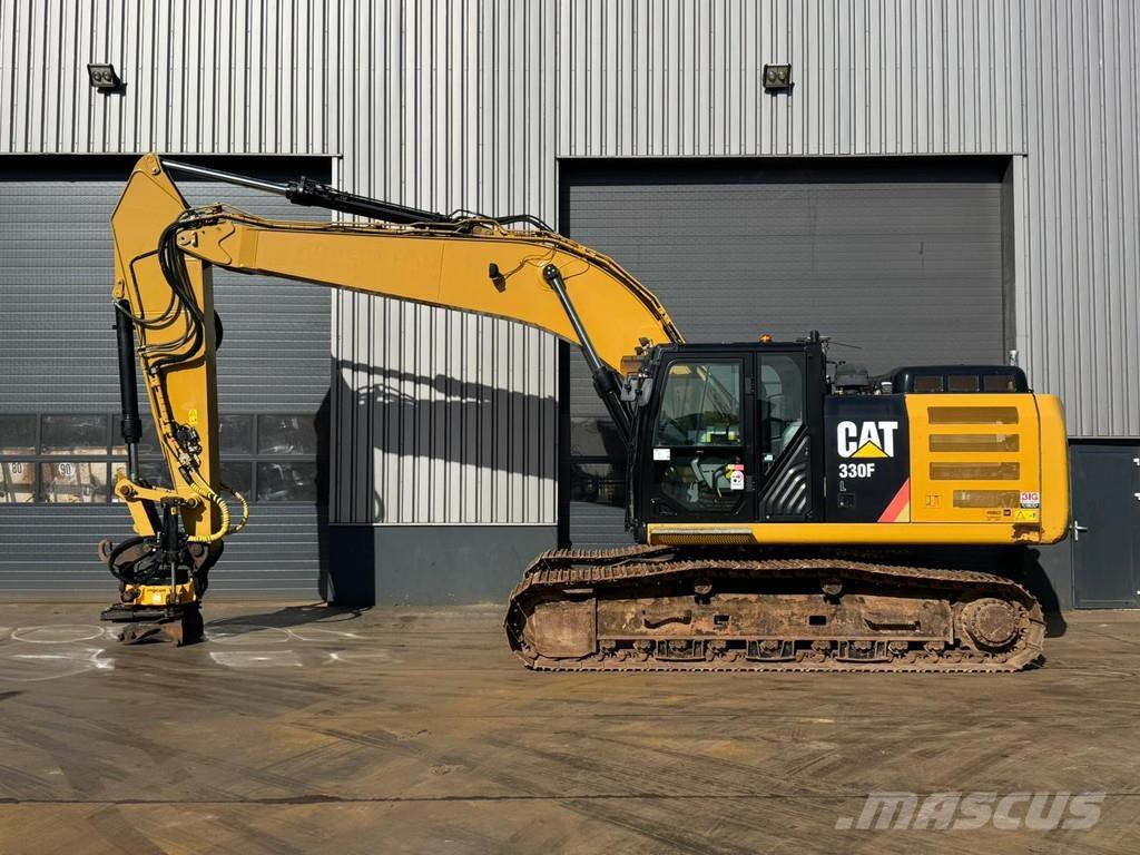 CAT 330FL حفارات زحافة