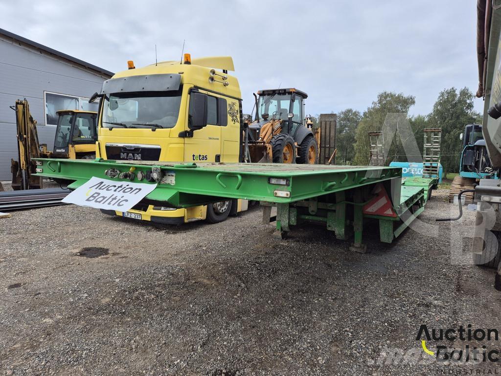 SM Trailer نصف مقطورات بباب جانبي