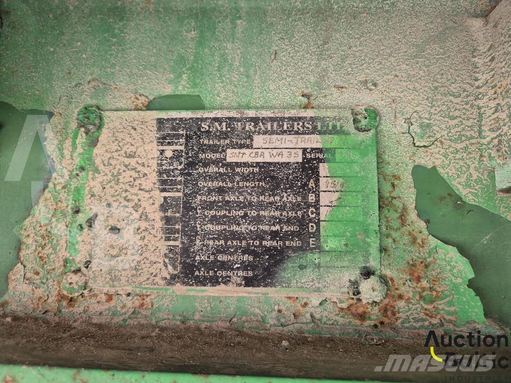 SM Trailer نصف مقطورات بباب جانبي