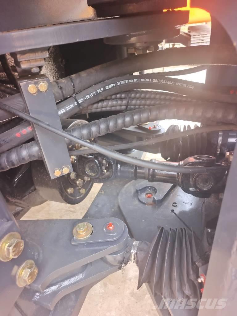 XCMG ZL50GN لوادر بعجل