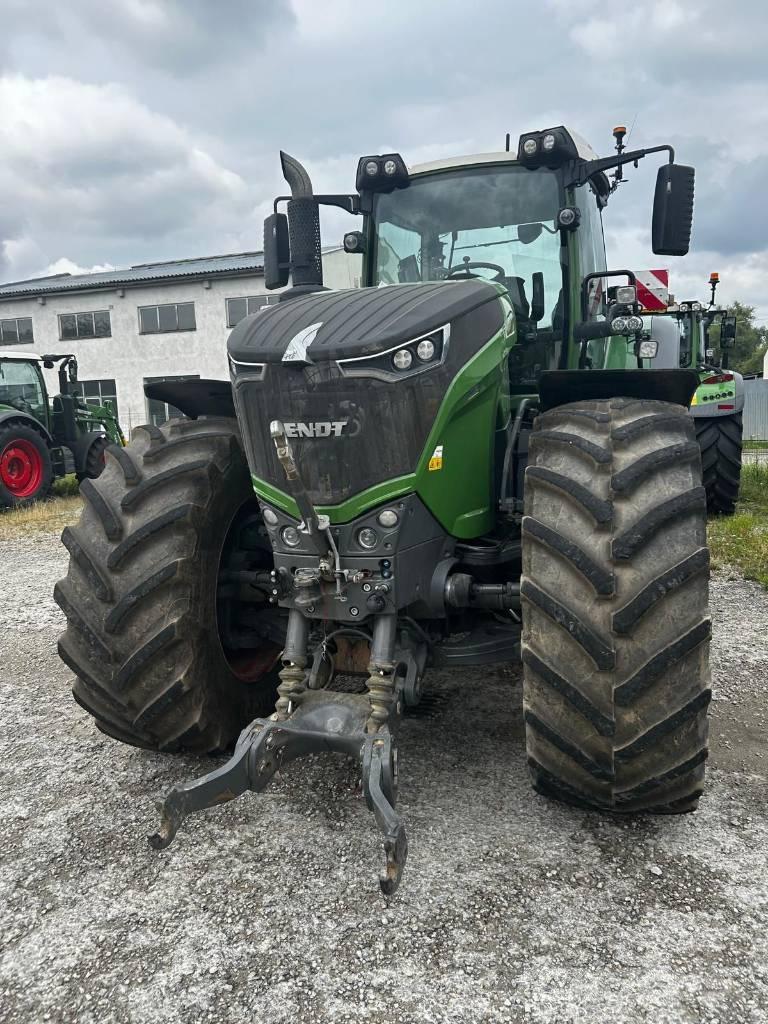 Fendt 1042 Rüfa الجرارات