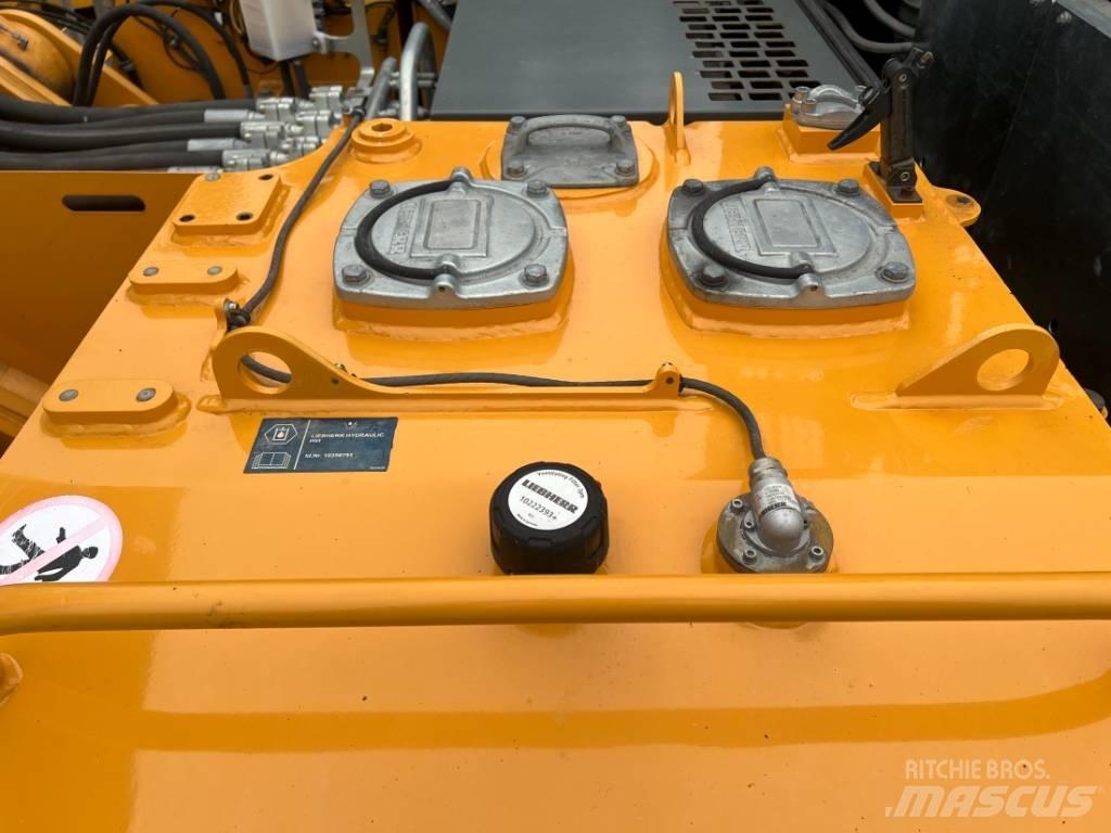 Liebherr R 966 HD حفارات زحافة