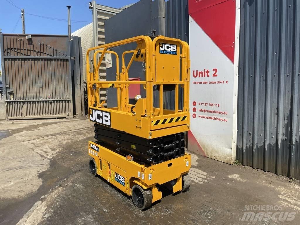 JCB S1932 EDRV رافعات مقصية الشكل