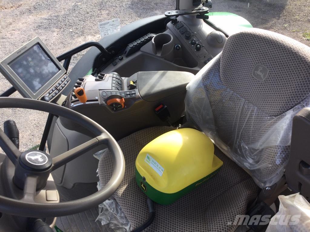 John Deere 6195R الجرارات