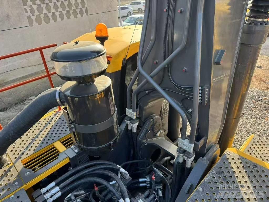 Volvo 480D حفارات زحافة