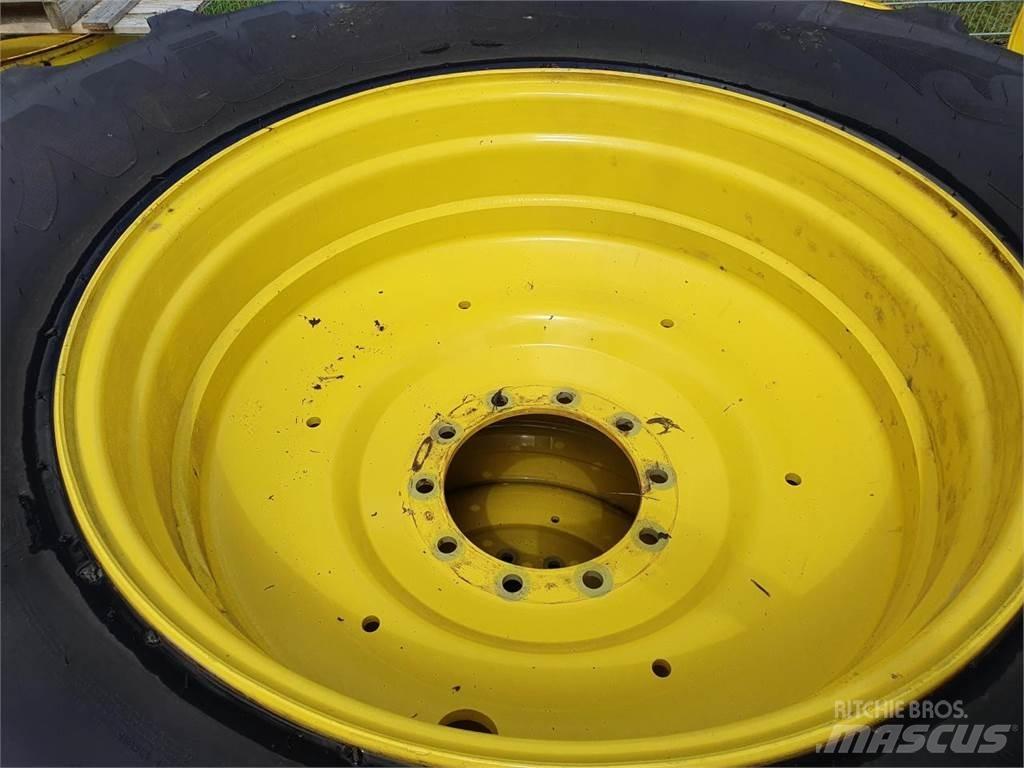 Mitas 650/85R38 x2 الإطارات والعجلات والحافات