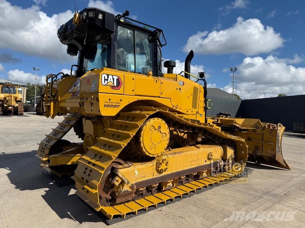 CAT D 6 LGP بلدوزرات مجنزرة