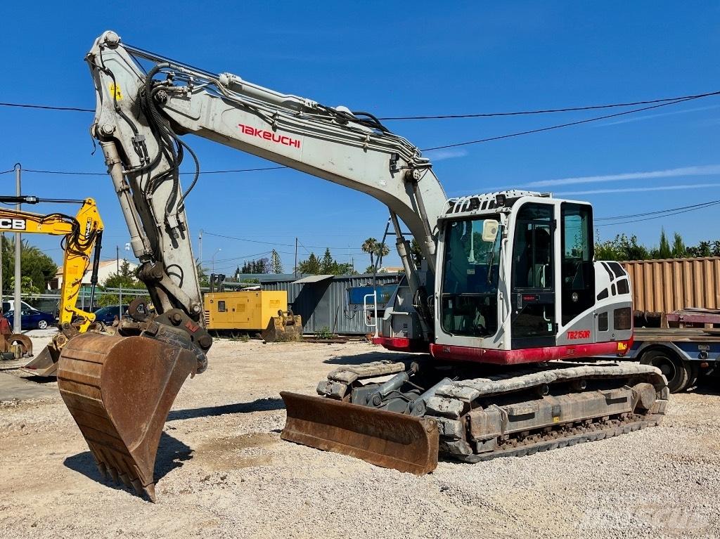 Takeuchi TB 2150 R حفارات زحافة