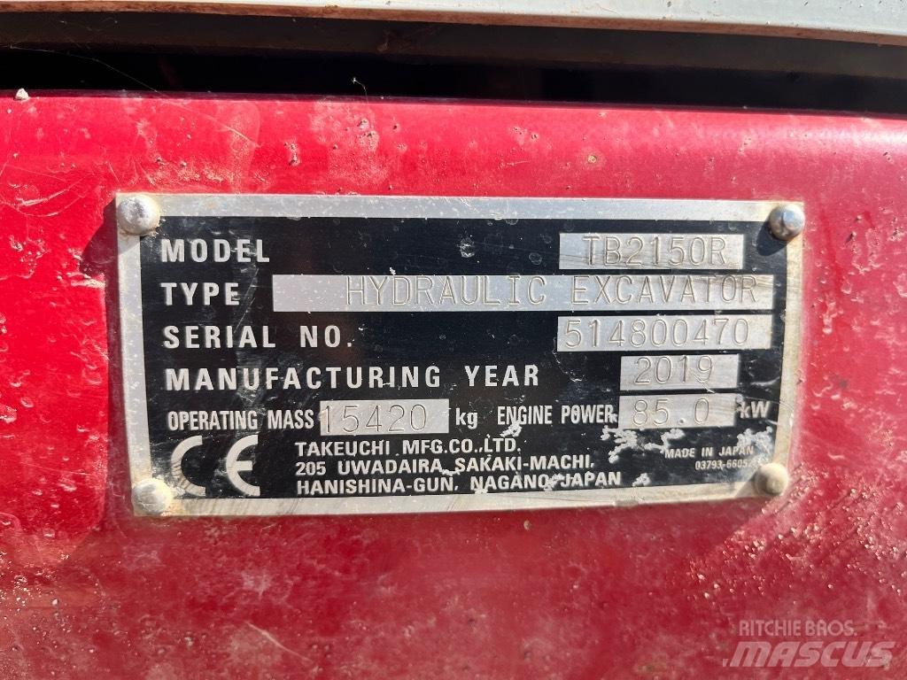 Takeuchi TB 2150 R حفارات زحافة