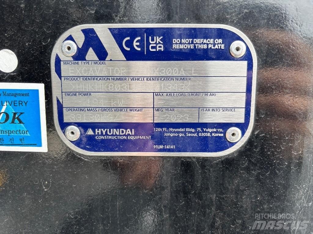 Hyundai HX300A L حفارات زحافة