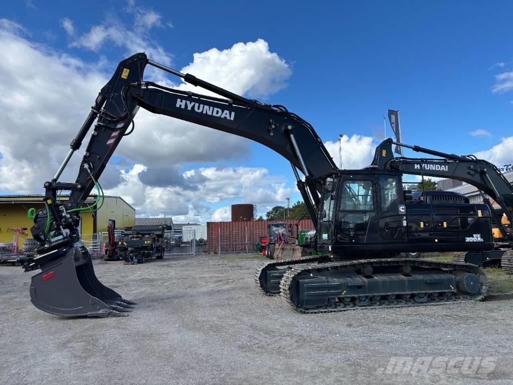 Hyundai HX300A L حفارات زحافة
