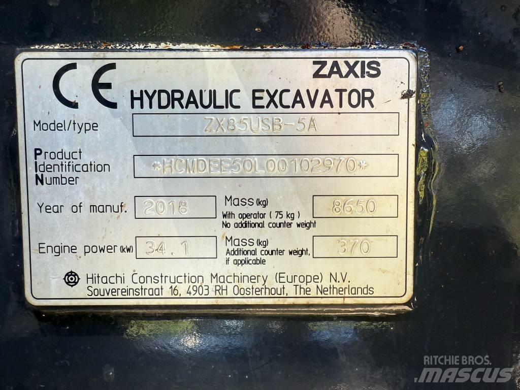 Hitachi ZX 85 US B-5 حفارات زحافة