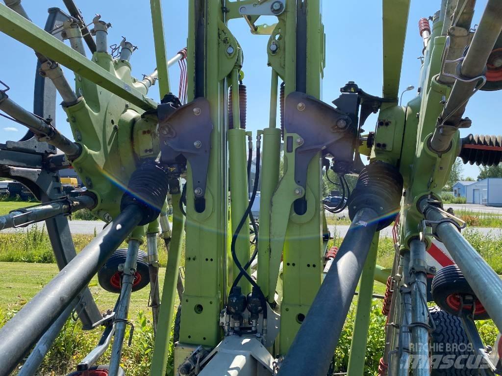 CLAAS Liner 2900 محشات