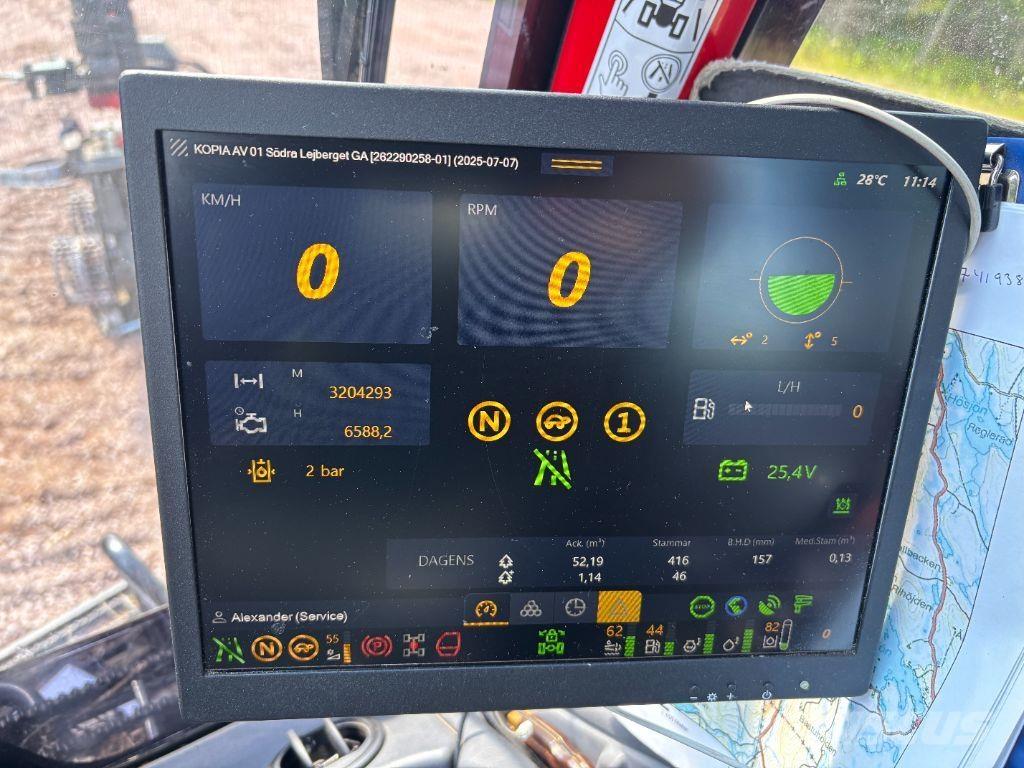 Komatsu 901XC حصادات