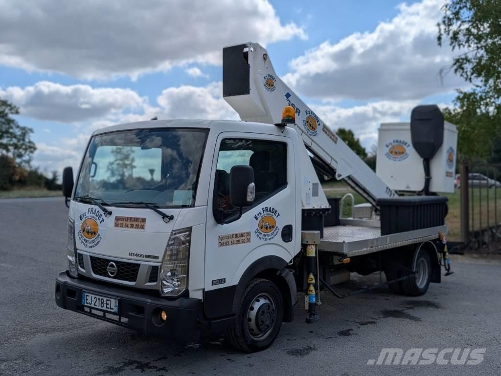 Nissan NT400 المنصات الهوائية المثبتة على شاحنة