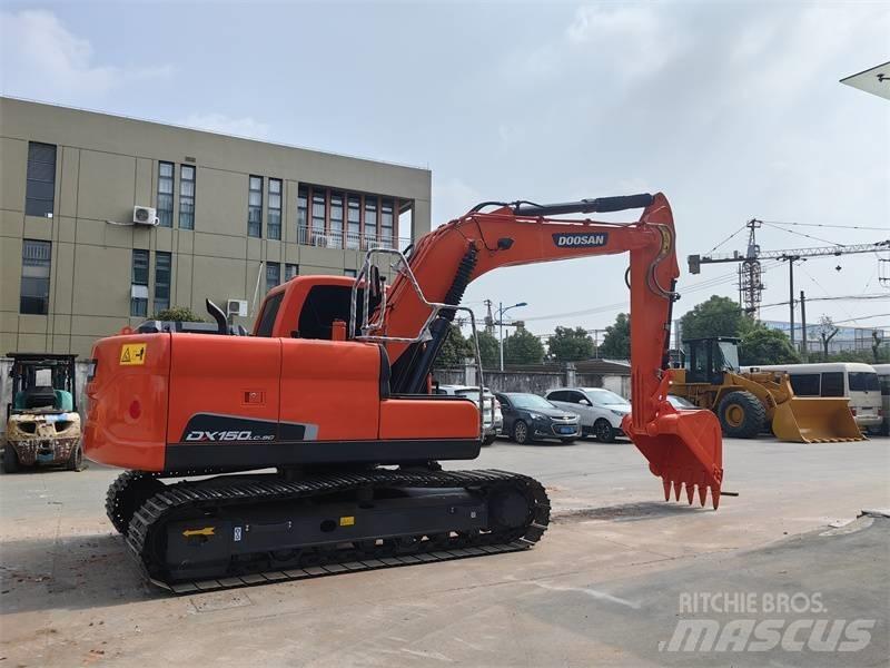 Doosan 150 حفارات زحافة