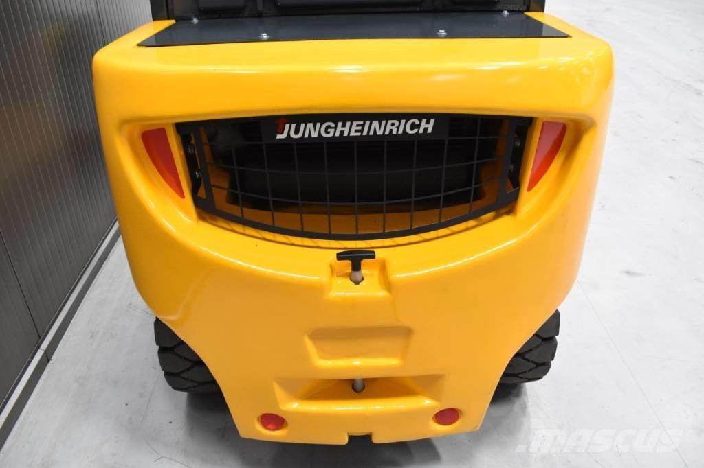Jungheinrich DFG 435 شاحنات الديزل