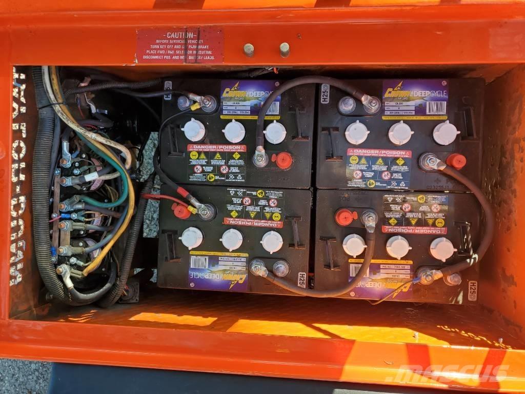 Taylor-Dunn SS536 شاحنة قاطرة