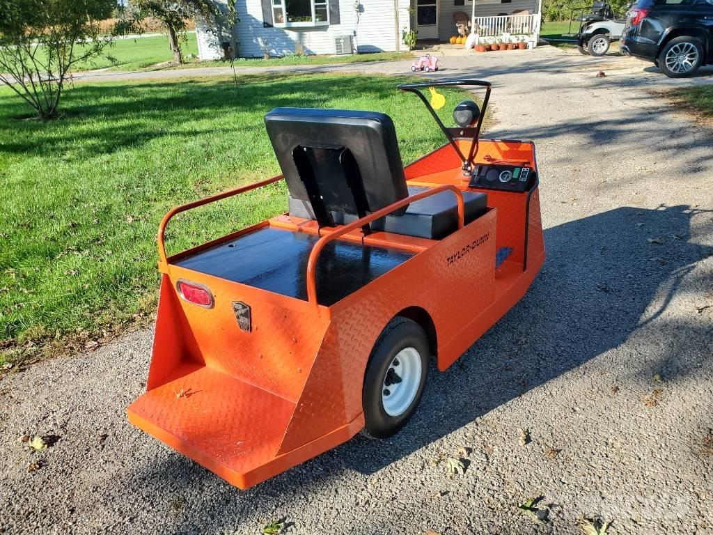 Taylor-Dunn SS536 شاحنة قاطرة